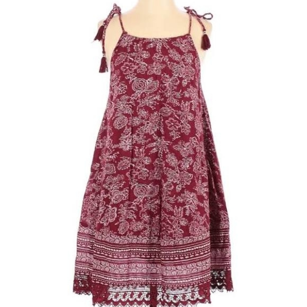 Old Navy Burgundy Floral Print Dress